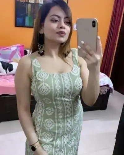 Call Girl in Tiswadi